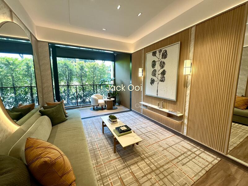 ELTA image 1 of 10