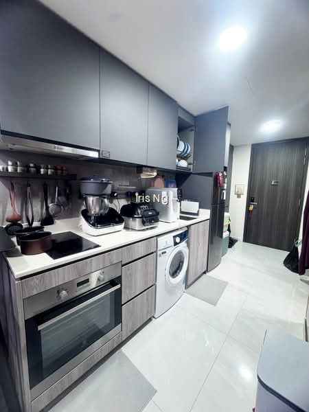 RIVERFRONT RESIDENCES photo 3