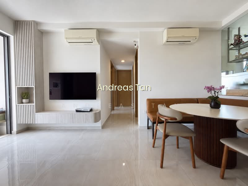 SUPER GOOD DEAL! 3BR + UTILITY NEAR SELETAR MALL/FERNVALE RD! image 1 of 10