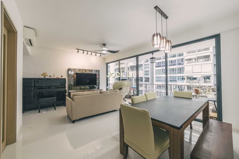 SKYPARK RESIDENCES photo 2