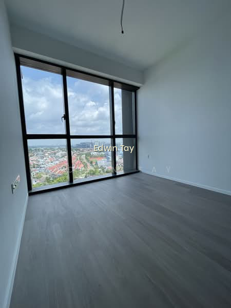 AMO RESIDENCE 7