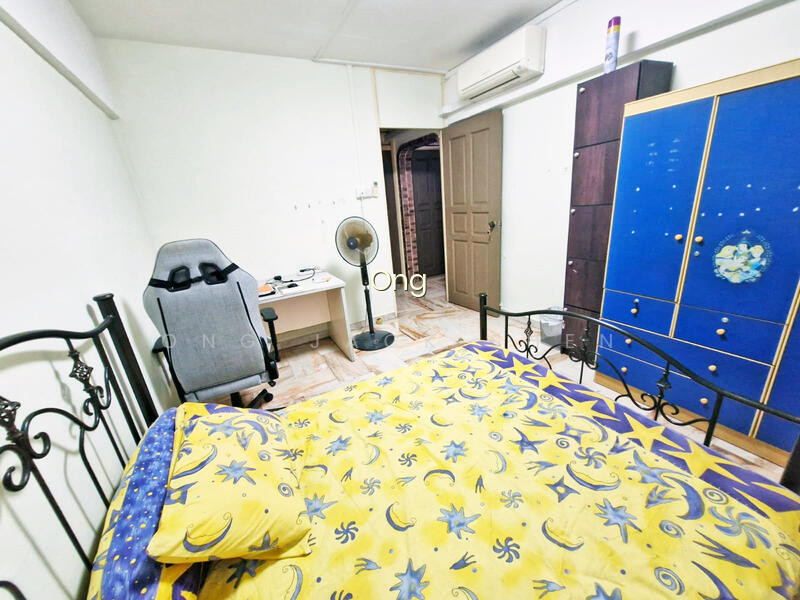339 JURONG EAST AVENUE 1 image 1 of 8