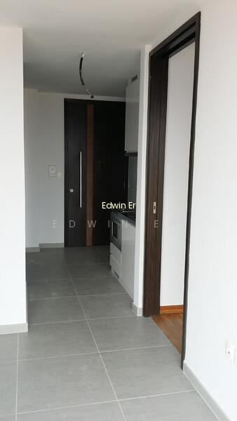28 IMPERIAL RESIDENCES photo 2
