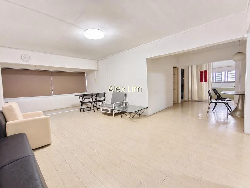 35 MARSILING DRIVE photo 3