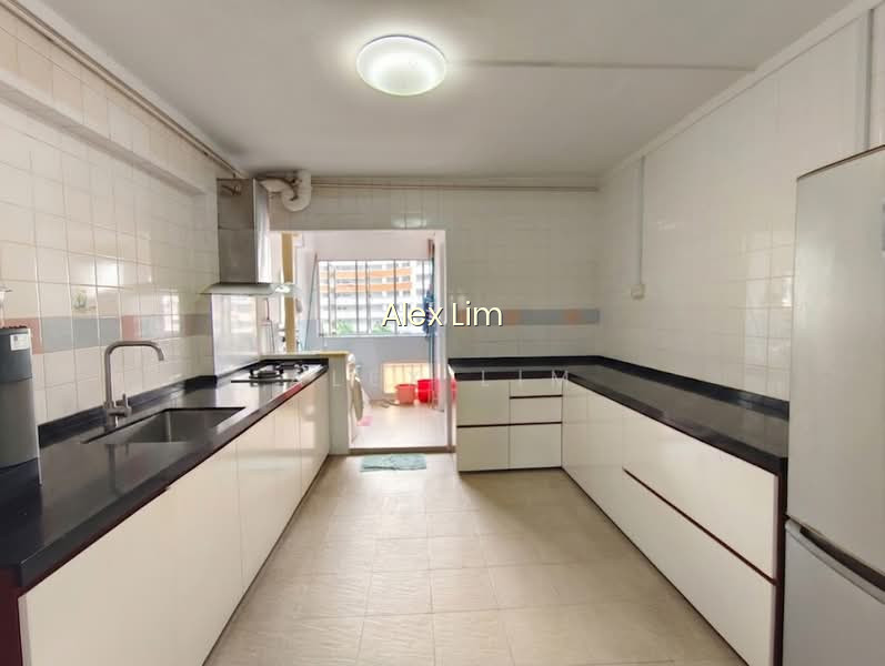 608 CHOA CHU KANG STREET 62 photo 4