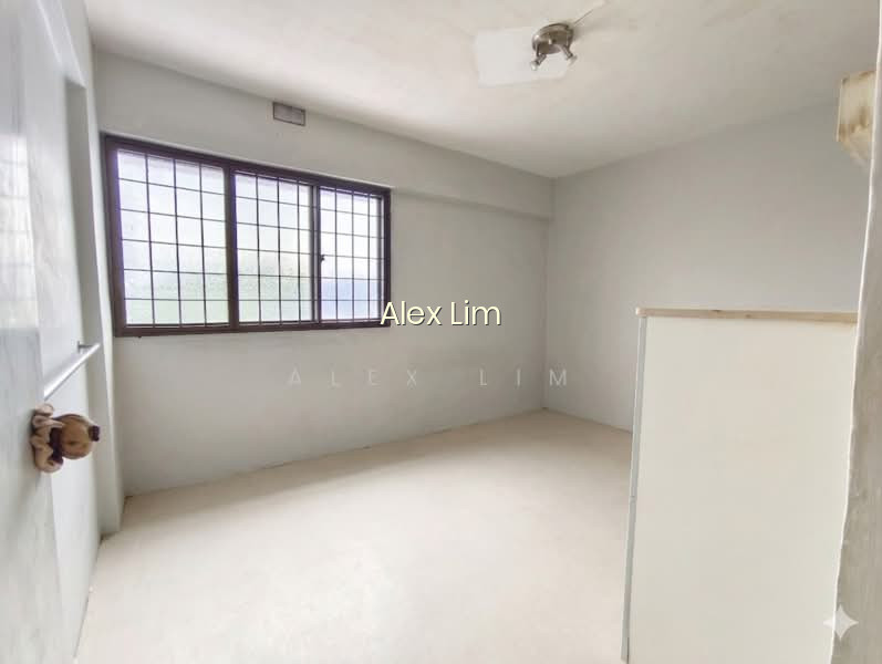 521 JURONG WEST STREET 52 photo 6