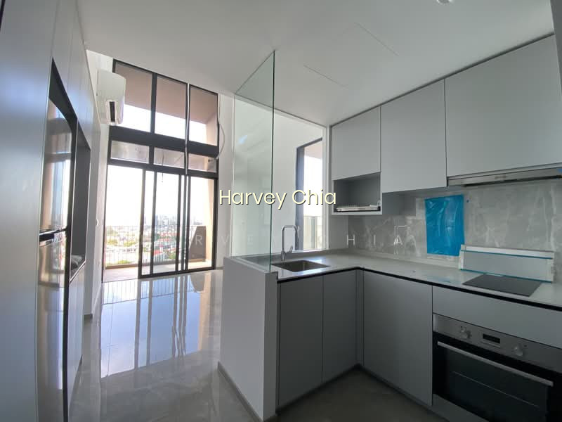 THE GARDEN RESIDENCES photo 2