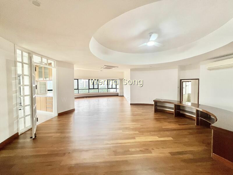 FREEHOLD CONDO NEAR ORCHARD ROAD image 1 of 10