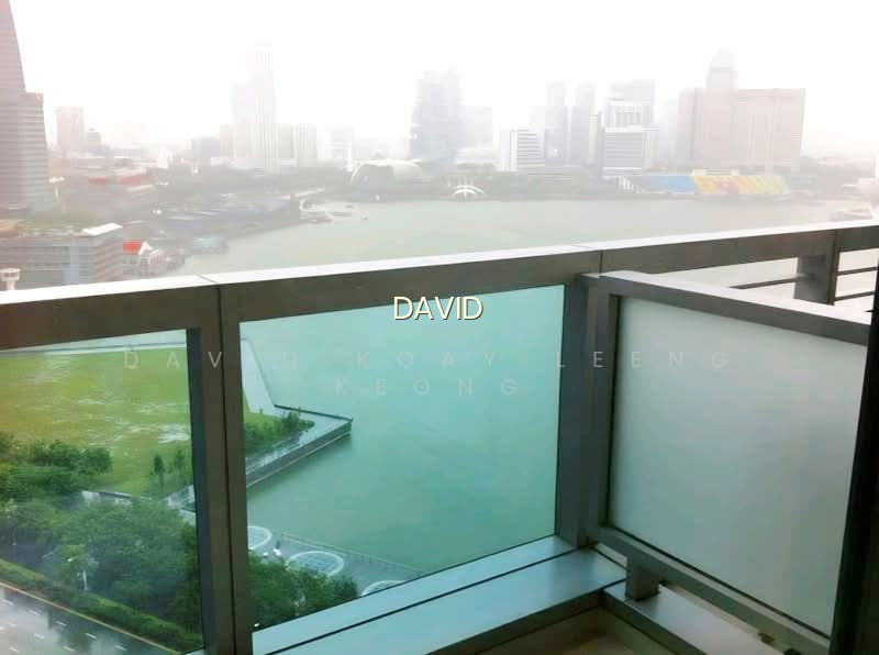 MARINA BAY RESIDENCES photo 2