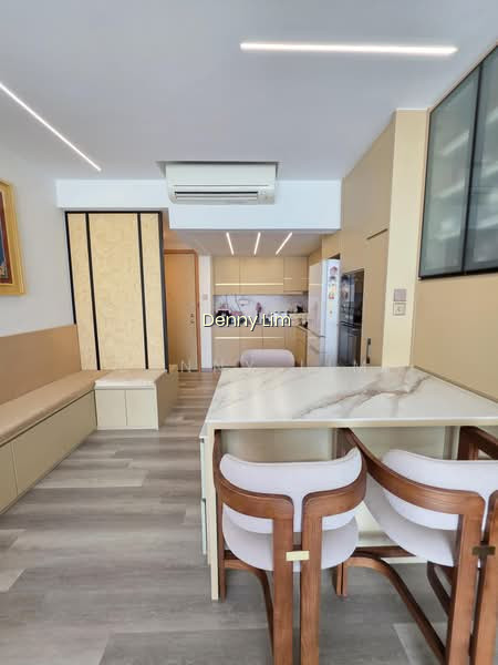 HILLVIEW REGENCY photo 3