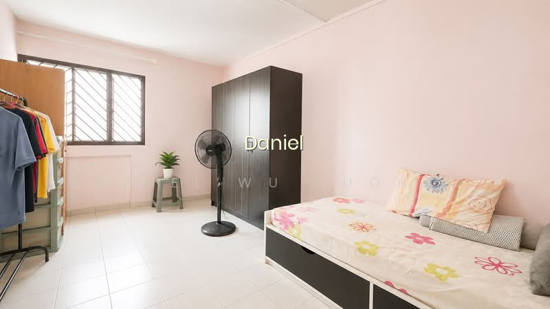 393 YISHUN AVENUE 6 photo 5