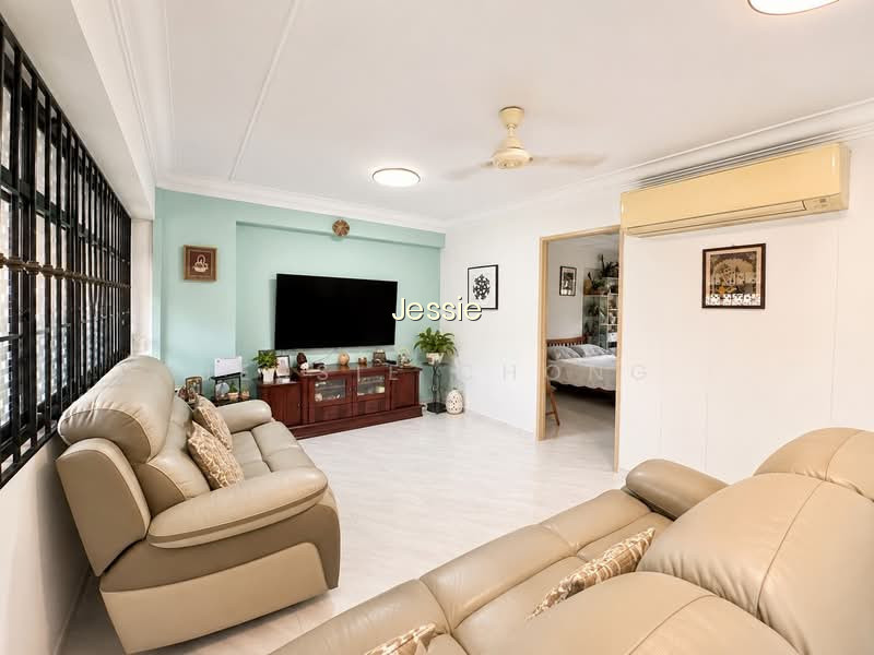 742 TAMPINES STREET 72