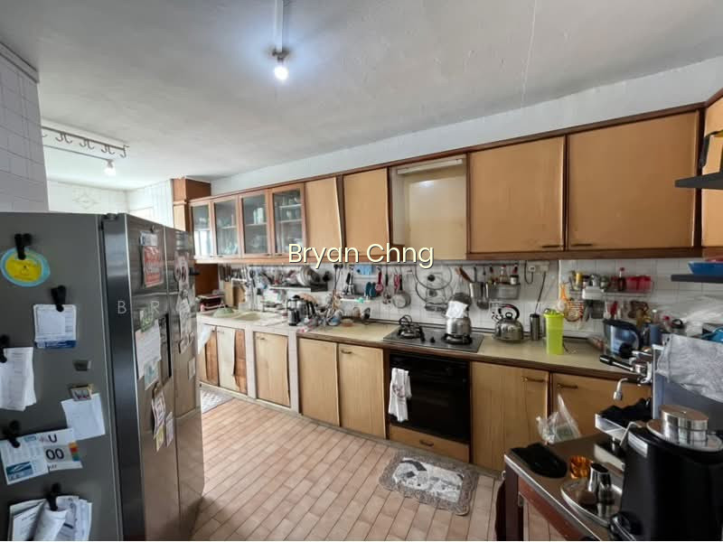 222 SERANGOON AVENUE 4 image 1 of 10