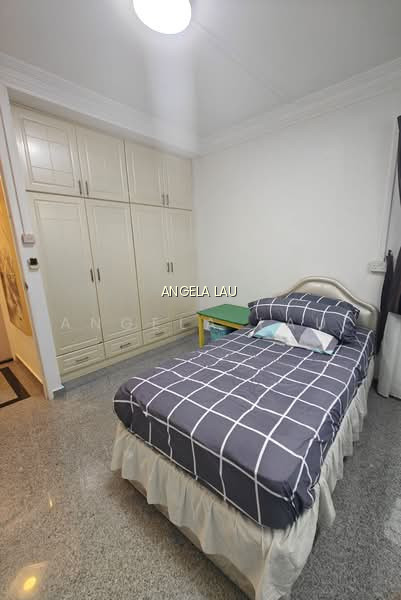 351 ANG MO KIO STREET 32 image 1 of 8