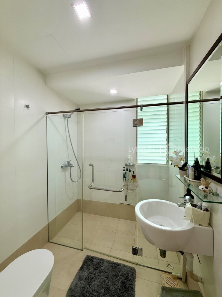 ASTOR GREEN 9
