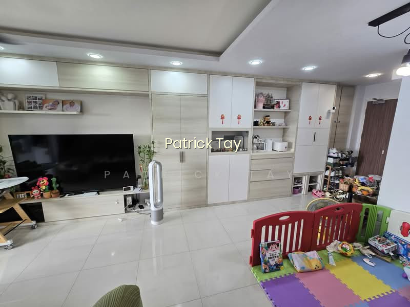 347B YISHUN AVENUE 11 image 1 of 9