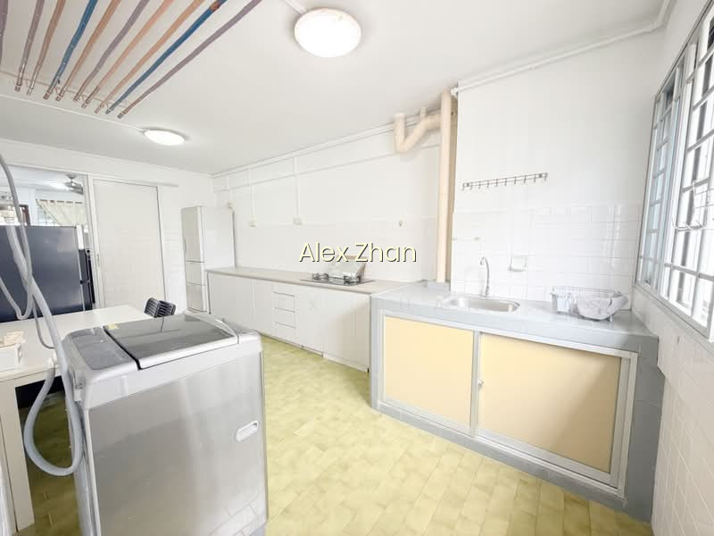 160 YISHUN STREET 11 photo 4