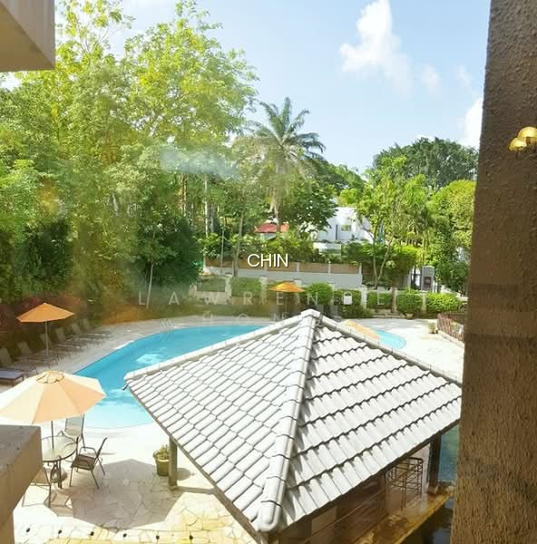ORANGE REGENCY photo 3