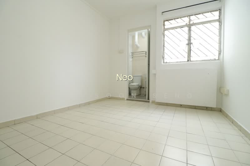 43 TEBAN GARDENS ROAD photo 4