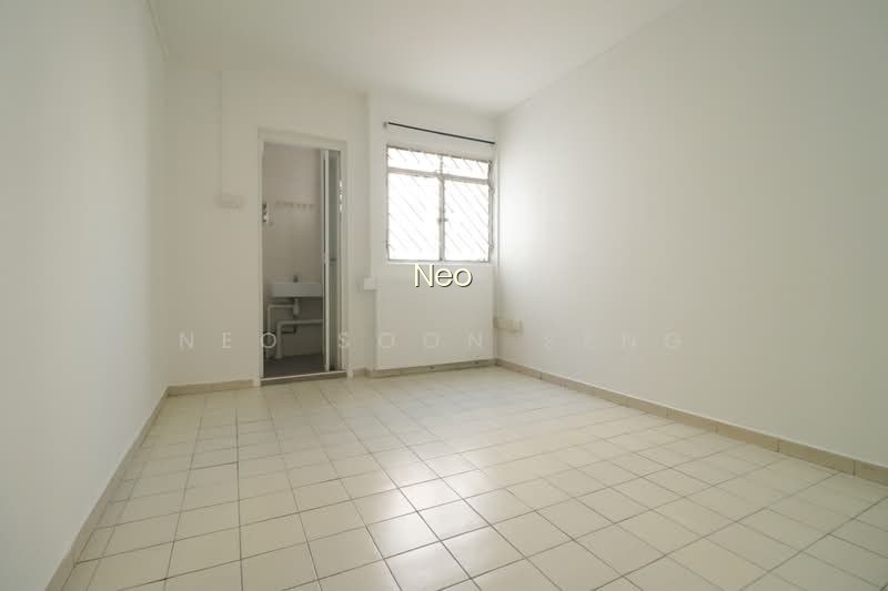43 TEBAN GARDENS ROAD photo 6