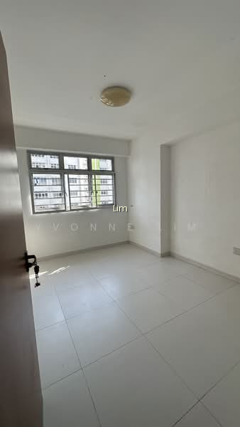 523A TAMPINES CENTRAL 7 photo 4