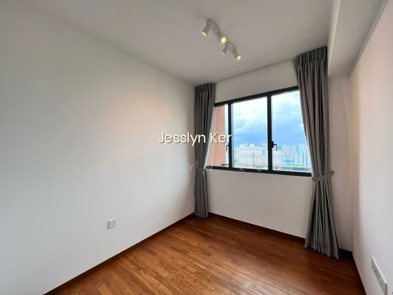 STIRLING RESIDENCES 5