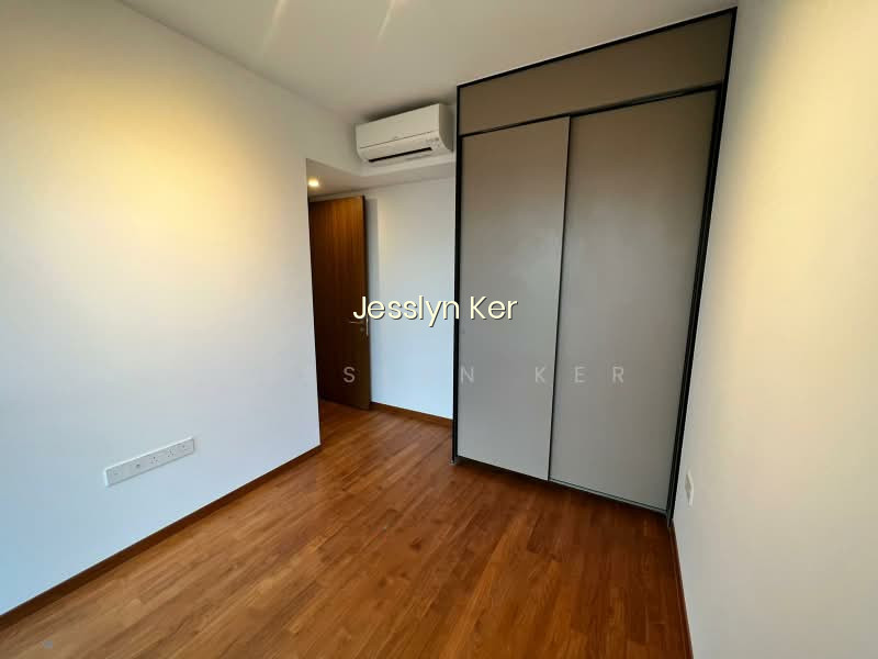 STIRLING RESIDENCES 6