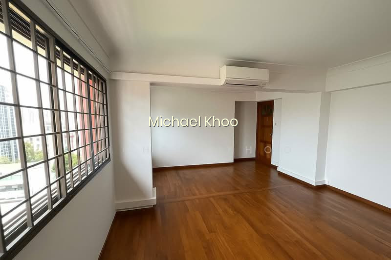54 KENT ROAD photo 4
