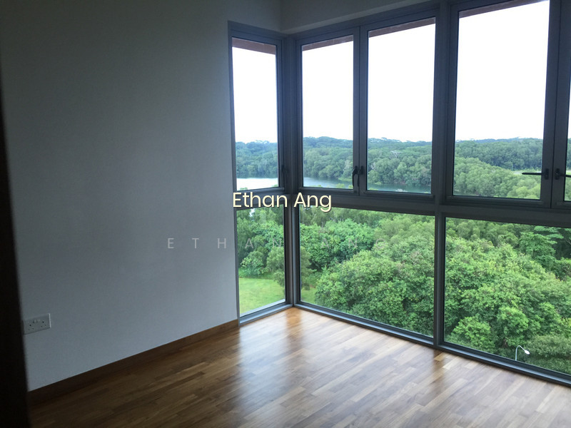 Q BAY RESIDENCES 3
