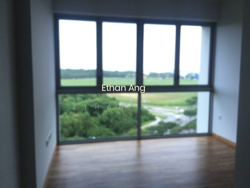 Q BAY RESIDENCES 7