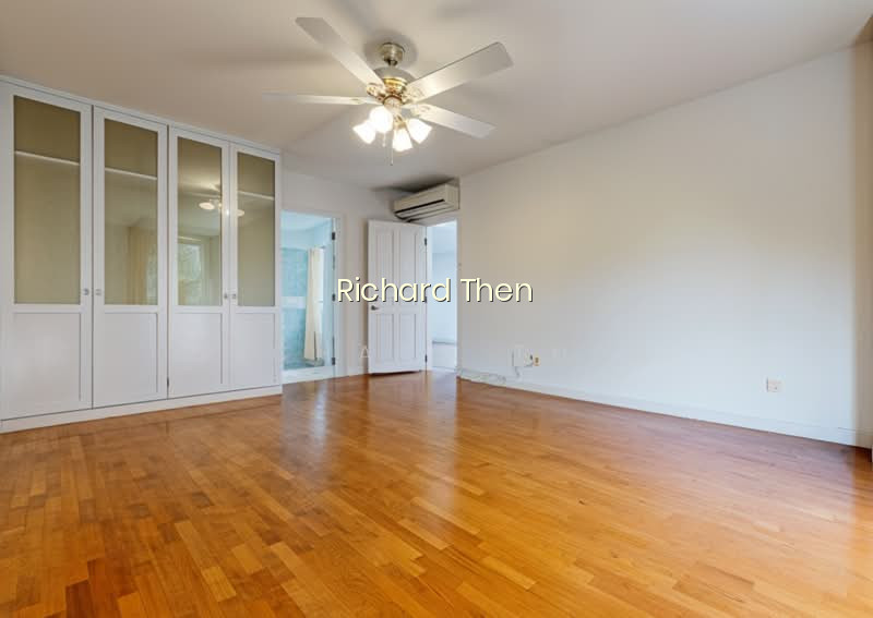 CAVENAGH LODGE photo 3