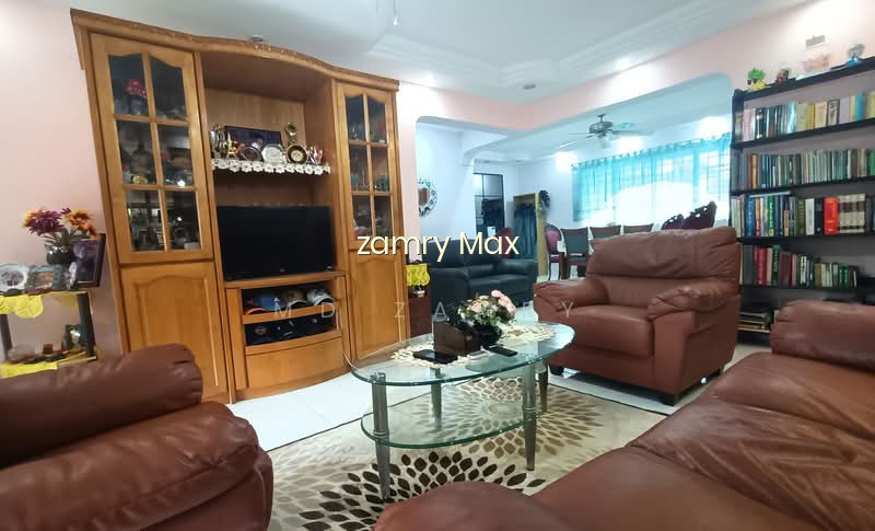 127 TAMPINES STREET 11