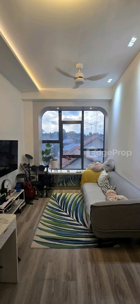 183 LONGHAUS photo 4