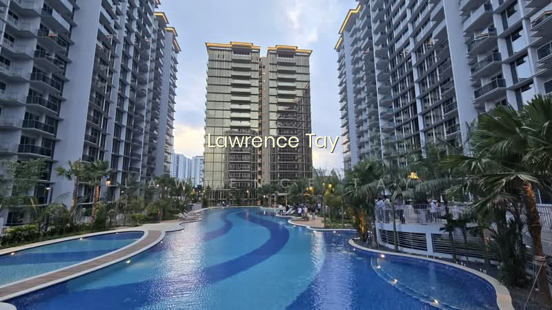GRAND DUNMAN image 1 of 10