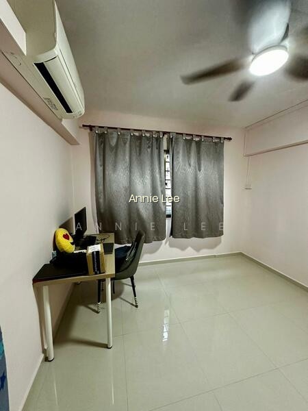 920 JURONG WEST STREET 92 image 1 of 10