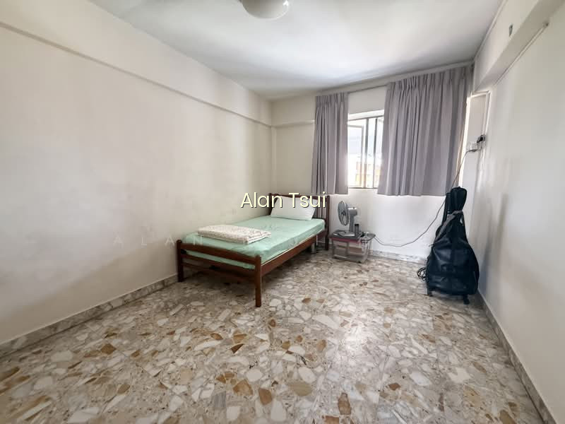 CHEAP HDB UNIT NEAR ALJUNIED MRT photo 6