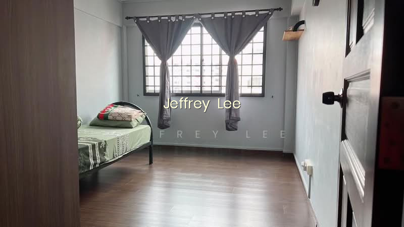 408 YISHUN AVENUE 6 image 1 of 7