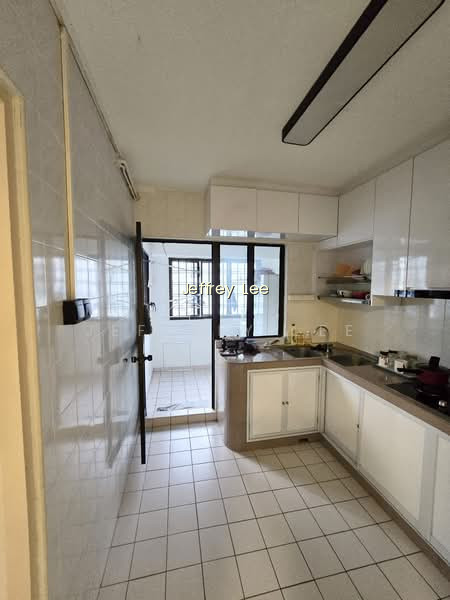 324 SEMBAWANG CLOSE photo 6