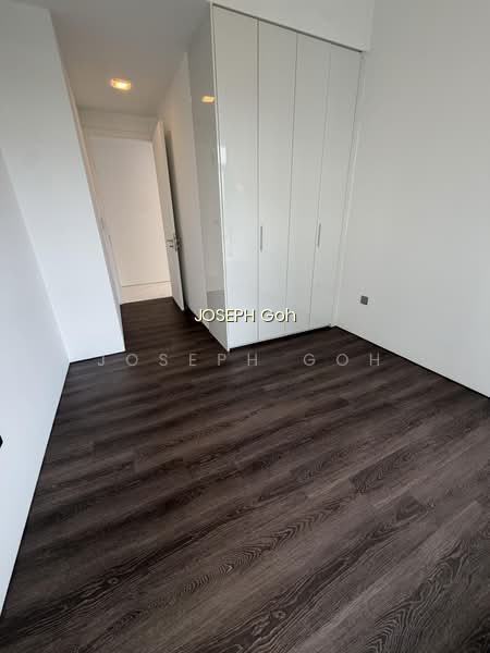 HOLLAND RESIDENCES image 1 of 10