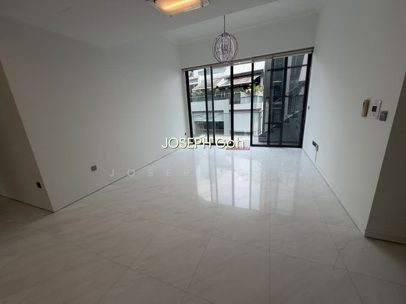 Holland Residences photo 2