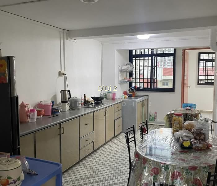 53 LORONG 5 TOA PAYOH photo 4