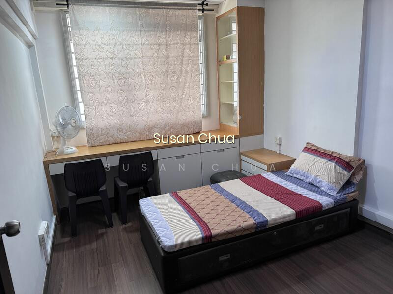 407 SIN MING AVENUE image 1 of 10