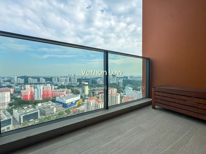 STIRLING RESIDENCES photo 3