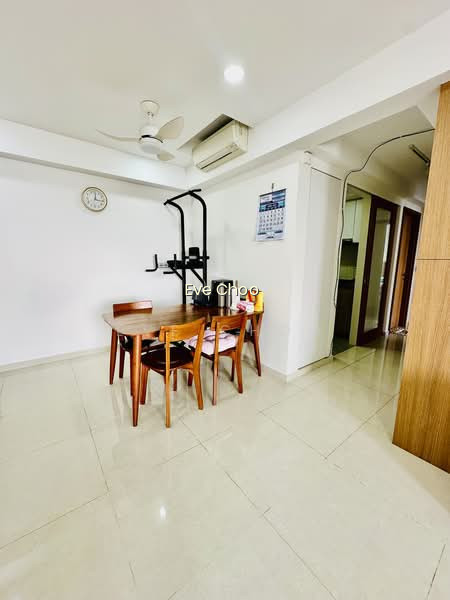 RIVERCOVE RESIDENCES EC photo 3