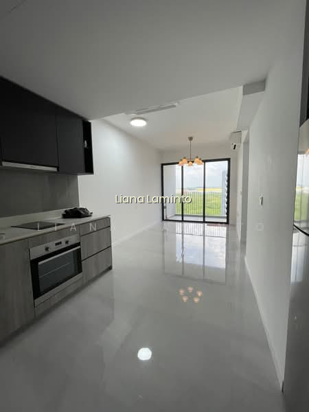 RIVERFRONT RESIDENCES photo 4
