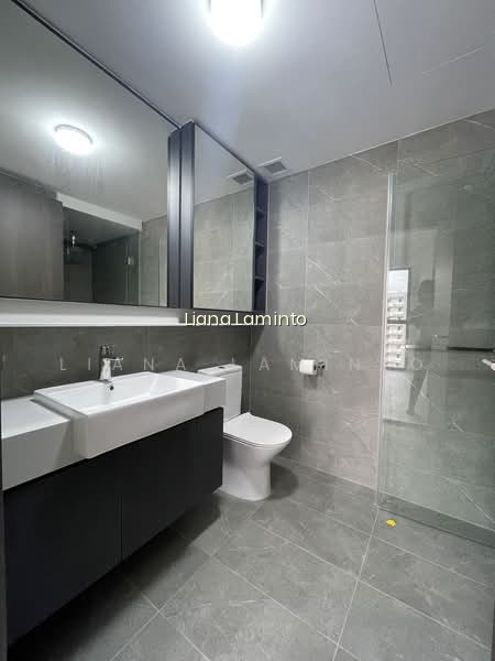 RIVERFRONT RESIDENCES photo 6
