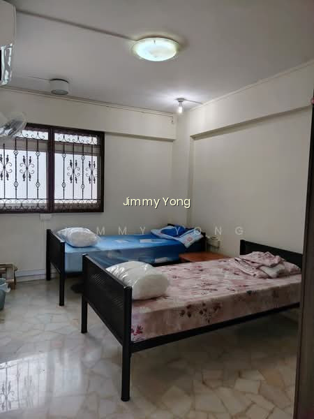 321 WOODLANDS STREET 32 image 1 of 10