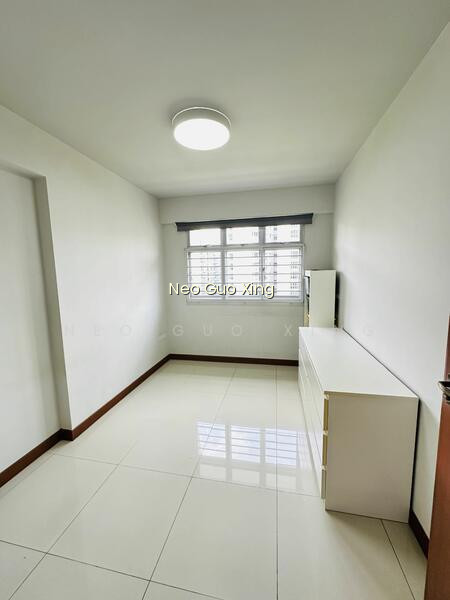 879B TAMPINES AVENUE 8 photo 6