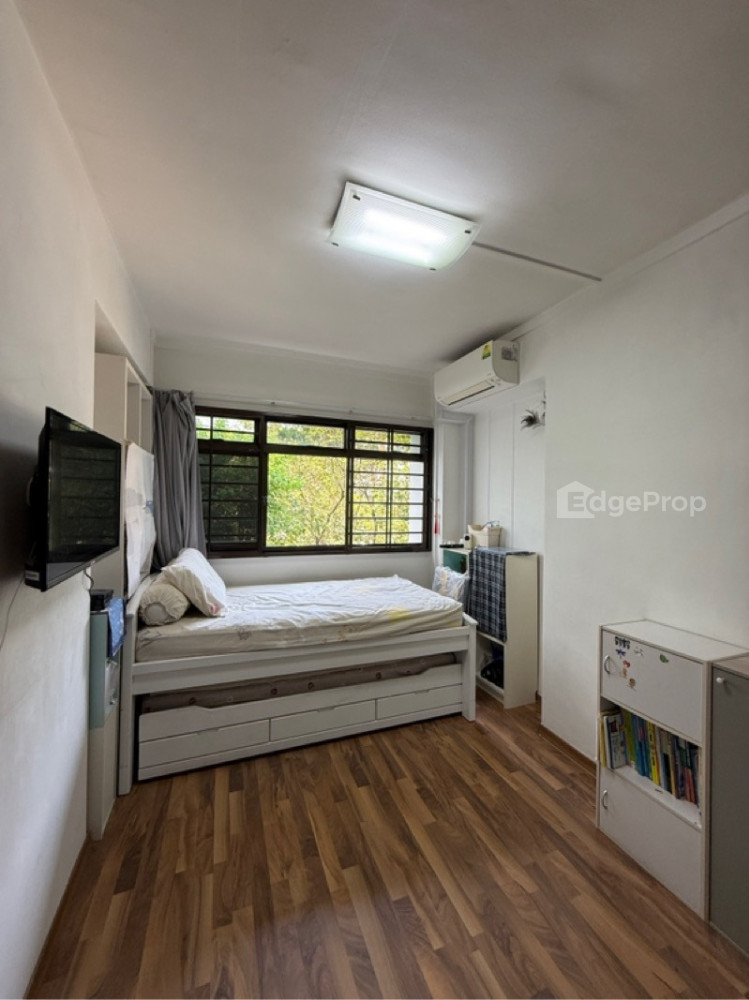 30 CASSIA CRESCENT photo 4