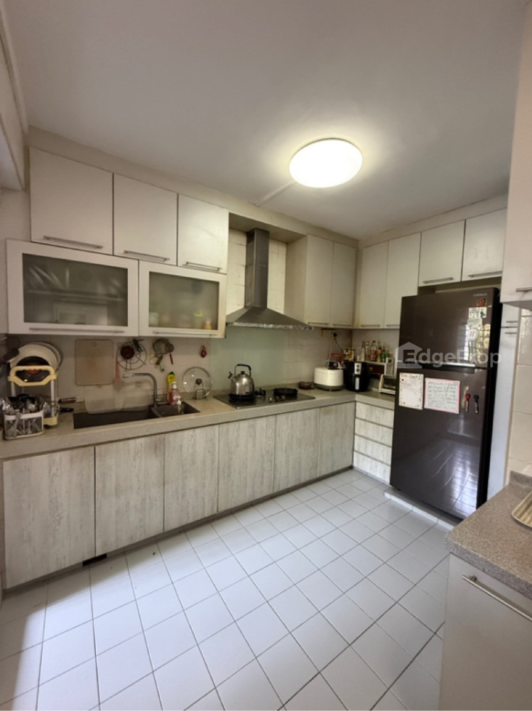 30 CASSIA CRESCENT photo 6
